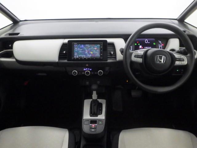 フィット ｅ：ＨＥＶベーシック　・ハイブリッド車・ナビ・リアカメラ・ＥＴＣ・横滑り防止装置・障害物センサー・ＬＥＤヘッドライト・ワンオーナー・禁煙車・ＵＳＢジャック・ホンダセンシング・アクティブクルーズコントロール　ＣＭＢＳ　Ｒカメ（14枚目）