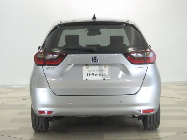 フィット ｅ：ＨＥＶベーシック　・ハイブリッド車・ナビ・リアカメラ・ＥＴＣ・横滑り防止装置・障害物センサー・ＬＥＤヘッドライト・ワンオーナー・禁煙車・ＵＳＢジャック・ホンダセンシング・アクティブクルーズコントロール　ＣＭＢＳ　Ｒカメ（24枚目）