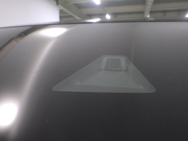 ホンダセンシング搭載！誤発進抑制機能・路外逸脱抑制機能・歩行者事故低減ステアリング・車線維持支援システム・先進車発進お知らせ機能など多彩な先進安全機能でより安全で快適なドライブを支援します。