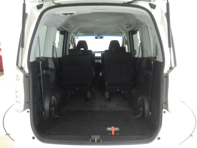 ステップワゴンスパーダ Zインターナビセレクション 3列シート・7人乗り・ウォークスルー・両側電動スライドドア・ナビ・リアカメラ・ETC・ディスチャージヘッドライト・アルミホイール・パドルシフト・クルーズコントロール・ワンオーナー・禁煙車 Rカメラ(20枚目)