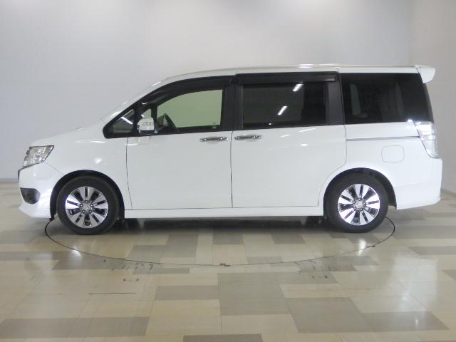 ステップワゴンスパーダ Zインターナビセレクション 3列シート・7人乗り・ウォークスルー・両側電動スライドドア・ナビ・リアカメラ・ETC・ディスチャージヘッドライト・アルミホイール・パドルシフト・クルーズコントロール・ワンオーナー・禁煙車 Rカメラ(22枚目)