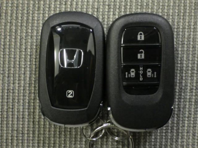 N-BOX ベースグレード ・当店デモカー・ナビ・リアカメラ・ドラレコ前後(純正)・ETC・ベンチシート・横滑り防止装置・障害物センサー・両席シートヒーター・両側電動スライドドア・ホンダセンシング・アクティブクルーズコントロール(16枚目)