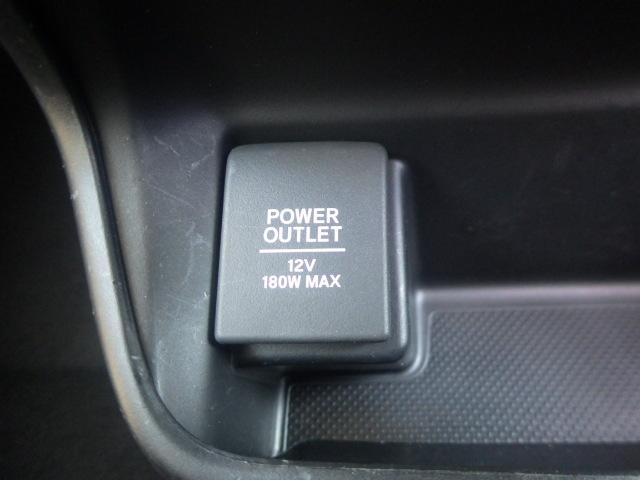 フリード G・ホンダセンシング ・4WD・ナビ・リアカメラ・両側電動スライドドア・横滑り防止装置・ETC・LEDヘッドライト・3列シート・6人乗り・ウオークスルー・両席シートヒーター・ホンダセンシング・アクティブクルーズコントロール(9枚目)