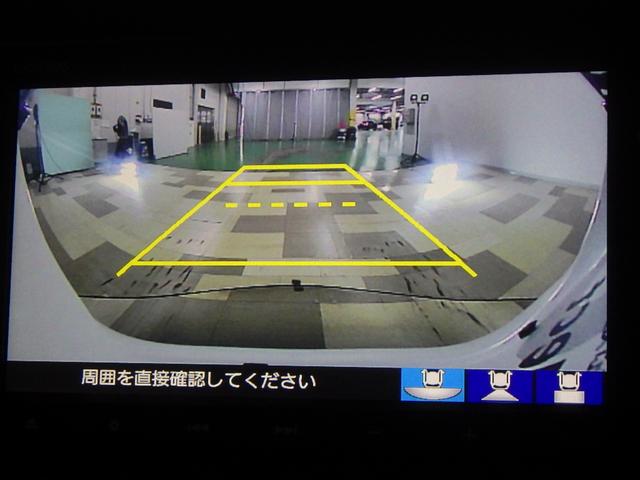 バックカメラの画像です。ガイドラインがスムースな車庫入れをサポートいたします！車庫入れの安心感がアップしますね☆