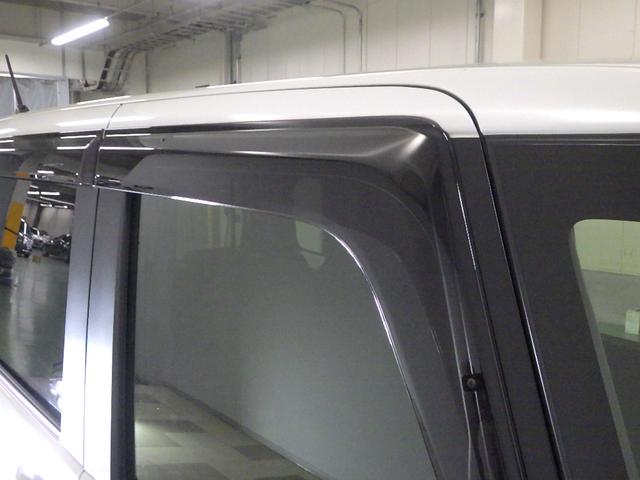 雨天時の換気に役立つドアバイザーを装備☆陽射しを遮る効果もありますので、人気の用品です☆