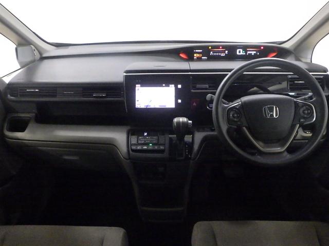 ステップワゴン Ｇ　・ワクワクゲート・８人乗り・２列目ベンチシート・ナビ（純正）・ルーフモニター・リアカメラ・両側電動スライドドア・ＬＥＤヘッドライト・ＥＴＣ・横滑り防止装置・ホンダセンシング・クルーズコントロール　禁煙（12枚目）
