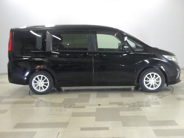 ステップワゴン Ｇ　・ワクワクゲート・８人乗り・２列目ベンチシート・ナビ（純正）・ルーフモニター・リアカメラ・両側電動スライドドア・ＬＥＤヘッドライト・ＥＴＣ・横滑り防止装置・ホンダセンシング・クルーズコントロール　禁煙（31枚目）