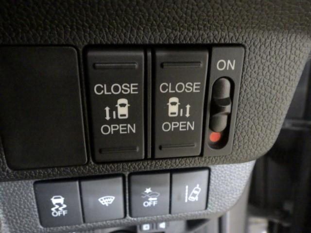 フリード+ハイブリッド ハイブリッドG・ホンダセンシング フリード+ハイブリッド・ルナシルバー・メタリック・ナビ・前後ドラレコ・サイドカーテンエアバック・LEDヘッドライト・ホンダセンシング・シートヒーター 衝突軽減 VSA Rカメラ 盗難防止装置 AC(12枚目)