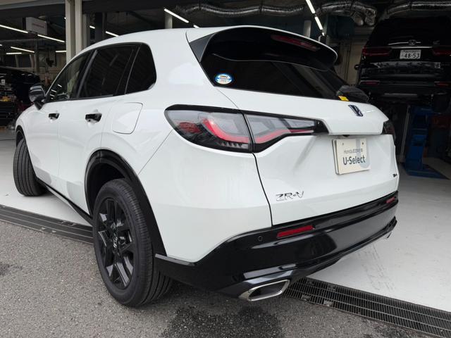 ZR-V e:HEVZ特別仕様車ブラックスタイル 当店元試乗車・Zブラックスタイル・プラチナホワイトパール・本革電動シート・全周囲カメラ・コネクトナビ・BOSEプレミアムオーディオ・シートヒーター・ドラレコ装備・LEDヘッドライト・ホンダセンシング(8枚目)
