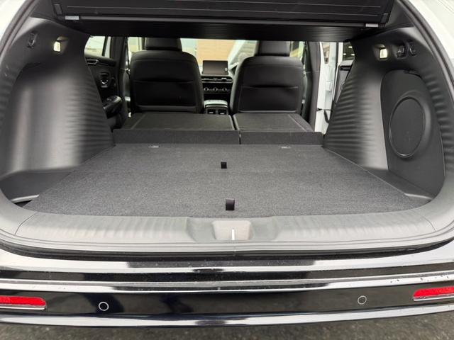 ZR-V e:HEVZ特別仕様車ブラックスタイル 当店元試乗車・Zブラックスタイル・プラチナホワイトパール・本革電動シート・全周囲カメラ・コネクトナビ・BOSEプレミアムオーディオ・シートヒーター・ドラレコ装備・LEDヘッドライト・ホンダセンシング(12枚目)