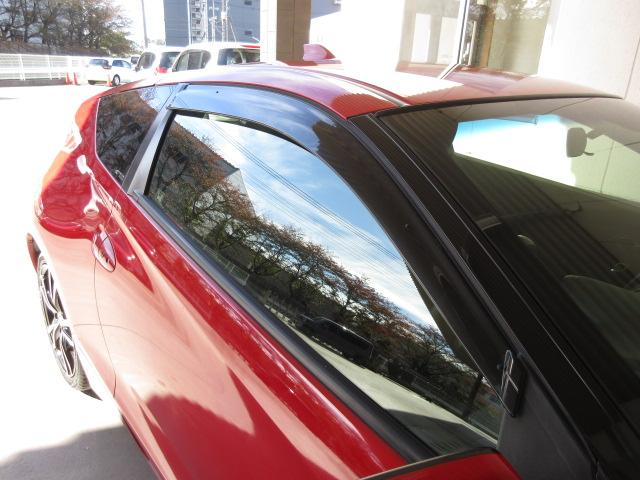 CR-Z αマスターレーベル 禁煙車・ミラノレッド・社外ナビ・リヤカメラ・αマスターレーベル・アルミホイール・HIDヘッドライト・ Bカメラ ナビ・TV スマキー オートクルーズ フルセグ USB アイストップ キーフリーシステム(23枚目)