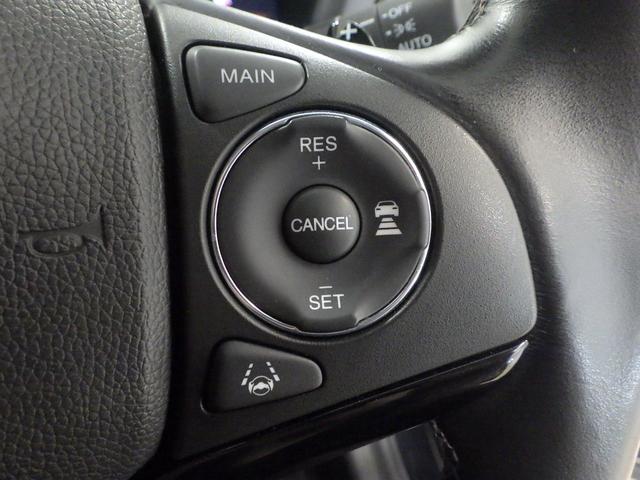 ヴェゼル ハイブリッドZ・ホンダセンシング 禁煙車・ミッドナイトブルービーム・メタリック・8インチナビ・前後ドラレコ・LEDヘッドライト・ホンダセンシング・ レーダーサポート 1オーナ- DVD再生機能 横滑り防止システム バックアイカメラ(9枚目)