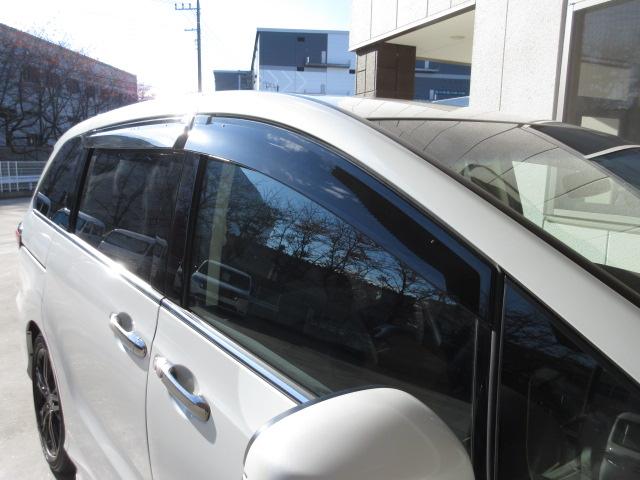 オデッセイ アブソルート・ＥＸ　禁煙車・プラチナホワイトパール・マルチビューカメラ・デカナビ・前後ドラレコ・ＬＥＤヘッドライト・ホンダセンシング・シートヒーター・トリプルゾーンエアコン　パーキングサポート　シ－トヒ－タ－　３列シート（17枚目）