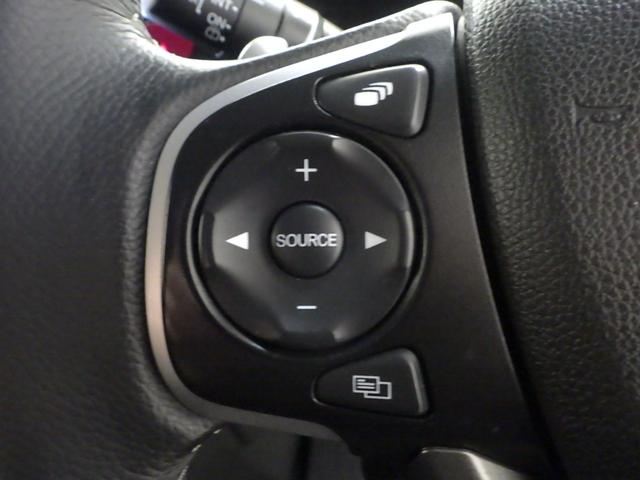 ステップワゴンスパーダ スパーダ・クールスピリットホンダセンシング　禁煙車・プラチナホワイト・パール・デカナビ・リヤ席モニター・オートサイドステップ・リモコンエンジンスターター・８人乗り・ドラレコ前後・ＬＥＤヘッドライト・ホンダセンシング　サイドエアバック　スマートキ（8枚目）