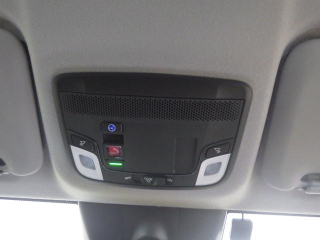 フィット e:HEVホーム 元当社試乗車・フィヨルドミスト・パール・禁煙車・9インチナビ・ETC・サイドエアバッグ・LEDヘッドライト・ホンダセンシング・ 前後誤発進抑制機能 助手席エアバッグ 運転席エアバッグ 1オナ ABS(9枚目)