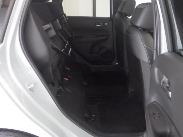 フィット e:HEVホーム 元当社試乗車・フィヨルドミスト・パール・禁煙車・9インチナビ・ETC・サイドエアバッグ・LEDヘッドライト・ホンダセンシング・ 前後誤発進抑制機能 助手席エアバッグ 運転席エアバッグ 1オナ ABS(19枚目)