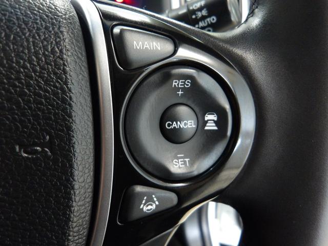 オデッセイハイブリッド ハイブリッド・ホンダセンシング　禁煙車　社外ドラレコ　ＬＥＤ　ＥＴＣ　スマートキー　Ｒカメラ　８人乗り　ＣＭＢＳ　エアバッグ　Ｂカメラ　オートクルーズコントロール　地デジ　サイドエアバッグ　ＤＶＤ再生可能　アイドリングストップ（9枚目）