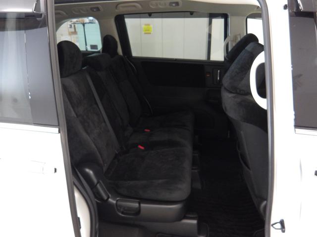 オデッセイハイブリッド ハイブリッド・ホンダセンシング　禁煙車　社外ドラレコ　ＬＥＤ　ＥＴＣ　スマートキー　Ｒカメラ　８人乗り　ＣＭＢＳ　エアバッグ　Ｂカメラ　オートクルーズコントロール　地デジ　サイドエアバッグ　ＤＶＤ再生可能　アイドリングストップ（18枚目）