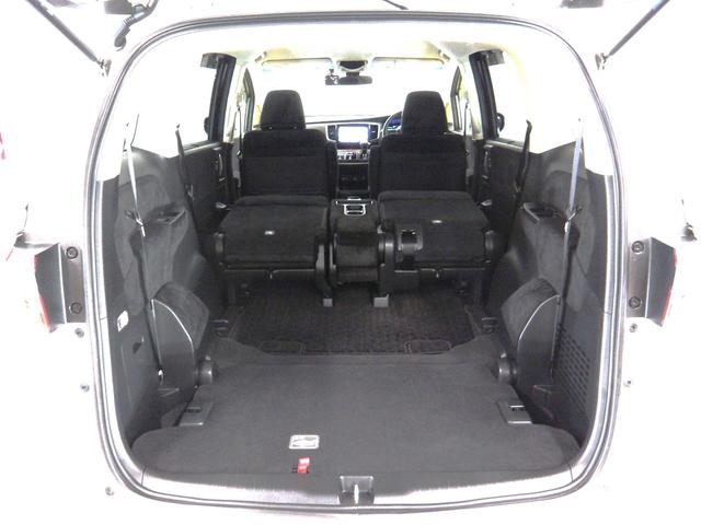 オデッセイハイブリッド ハイブリッド・ホンダセンシング　禁煙車　社外ドラレコ　ＬＥＤ　ＥＴＣ　スマートキー　Ｒカメラ　８人乗り　ＣＭＢＳ　エアバッグ　Ｂカメラ　オートクルーズコントロール　地デジ　サイドエアバッグ　ＤＶＤ再生可能　アイドリングストップ（22枚目）