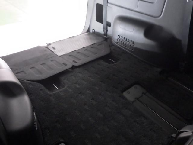 ステップワゴンスパーダ スパーダ・クールスピリット　禁煙車　両電動スライドドア　シートＨ　追突軽減ブレーキ　スマキー　Ｂカメ　Ｗエアコン　フルセグテレビ　盗難防止システム　サイドエアバック　ナビＴＶ　アクティブクルーズコントロール　キーフリー　ＤＶＤ（23枚目）