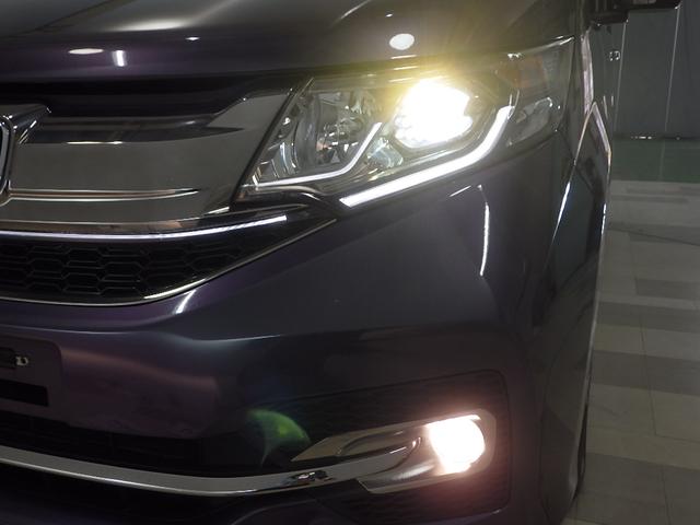 ステップワゴンスパーダ スパーダ・クールスピリット　禁煙車　両電動スライドドア　シートＨ　追突軽減ブレーキ　スマキー　Ｂカメ　Ｗエアコン　フルセグテレビ　盗難防止システム　サイドエアバック　ナビＴＶ　アクティブクルーズコントロール　キーフリー　ＤＶＤ（29枚目）