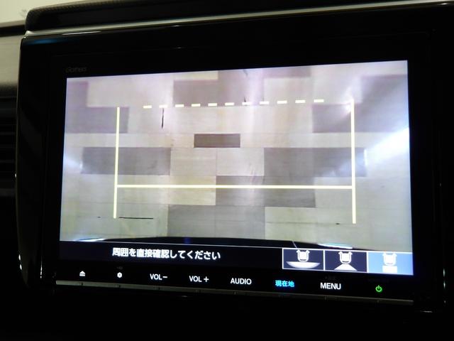 ステップワゴンスパーダ スパーダ・クールスピリットホンダセンシング　禁煙車　９インチ純正ナビ　ＥＴＣ　スマートキー　シートヒーター　Ｒカメラ　サイドエアバック　左右電動スライドドア　バックモニタ　地ＴＶ　ナビ＆ＴＶ　三列シート　助手席エアバッグ　ドライブレコーダ（3枚目）