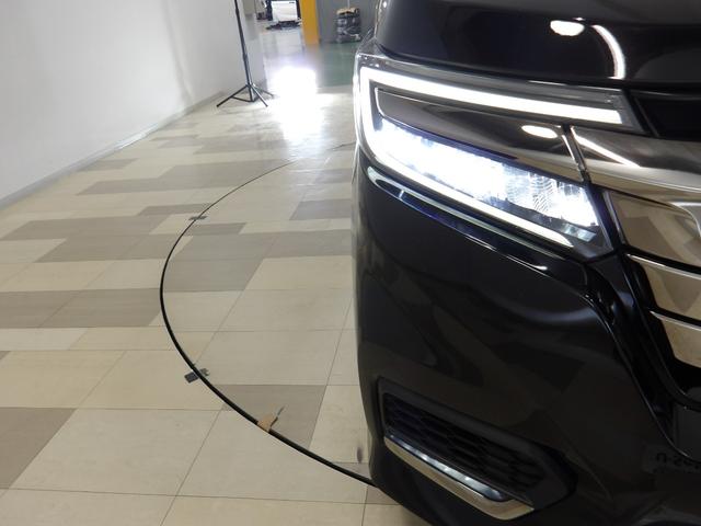 ステップワゴンスパーダ スパーダ・クールスピリットホンダセンシング　禁煙車　９インチ純正ナビ　ＥＴＣ　スマートキー　シートヒーター　Ｒカメラ　サイドエアバック　左右電動スライドドア　バックモニタ　地ＴＶ　ナビ＆ＴＶ　三列シート　助手席エアバッグ　ドライブレコーダ（18枚目）