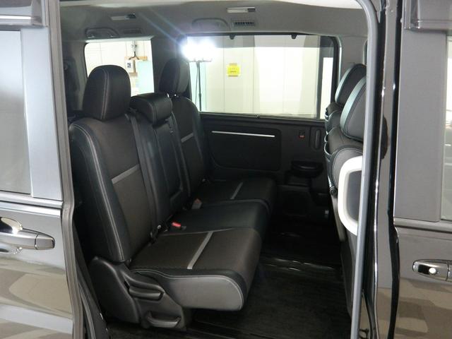 ステップワゴンスパーダ スパーダ・クールスピリットホンダセンシング　禁煙車　９インチ純正ナビ　ＥＴＣ　スマートキー　シートヒーター　Ｒカメラ　サイドエアバック　左右電動スライドドア　バックモニタ　地ＴＶ　ナビ＆ＴＶ　三列シート　助手席エアバッグ　ドライブレコーダ（21枚目）