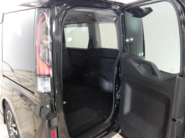 ステップワゴンスパーダ スパーダ・クールスピリットホンダセンシング　禁煙車　９インチ純正ナビ　ＥＴＣ　スマートキー　シートヒーター　Ｒカメラ　サイドエアバック　左右電動スライドドア　バックモニタ　地ＴＶ　ナビ＆ＴＶ　三列シート　助手席エアバッグ　ドライブレコーダ（24枚目）