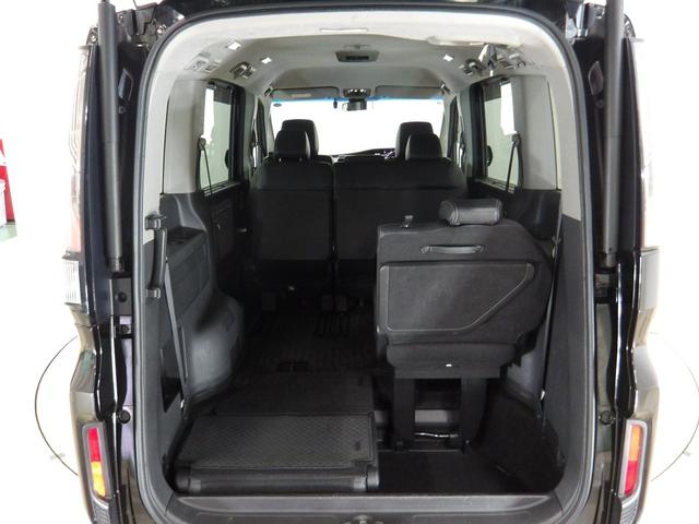 ステップワゴンスパーダ スパーダ・クールスピリットホンダセンシング　禁煙車　９インチ純正ナビ　ＥＴＣ　スマートキー　シートヒーター　Ｒカメラ　サイドエアバック　左右電動スライドドア　バックモニタ　地ＴＶ　ナビ＆ＴＶ　三列シート　助手席エアバッグ　ドライブレコーダ（26枚目）
