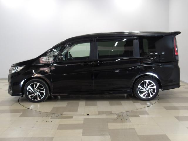 ステップワゴンスパーダ スパーダ・クールスピリットホンダセンシング　禁煙車　９インチ純正ナビ　ＥＴＣ　スマートキー　シートヒーター　Ｒカメラ　サイドエアバック　左右電動スライドドア　バックモニタ　地ＴＶ　ナビ＆ＴＶ　三列シート　助手席エアバッグ　ドライブレコーダ（30枚目）