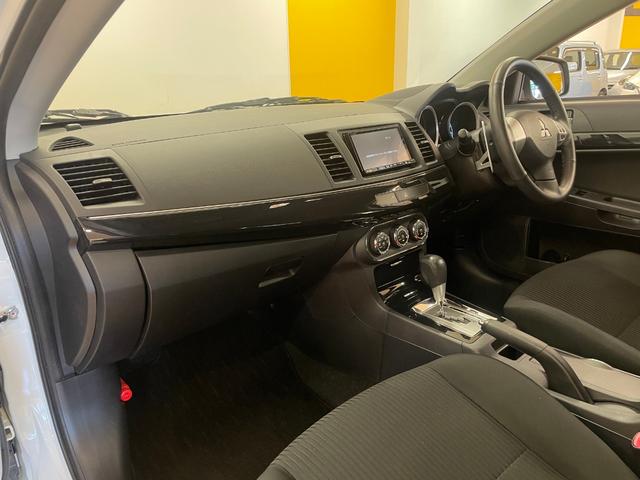 スポーツ 社外SDナビ/CN-R330D/CD/DVD/MSV/Bluetooth/フルセグ クルーズコントロール パドルシフト ETC 革巻きステアリング HIDヘッドランプ オートライト 純正18インチAW(12枚目)