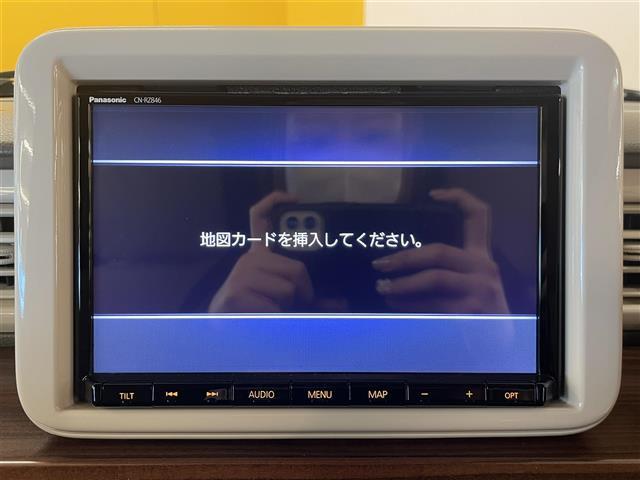 Ｓセレクション　純正８インチナビ　フルセグ　Ｂｌｕｅｔｏｏｔｈ　ＣＤ　ＤＶＤ　ＥＴＣ　衝突被害軽減システム　シートヒーター　ＨＩＤヘッドライト　アイドリングストップ　横滑り防止　スマートキー　プッシュスタート(4枚目)