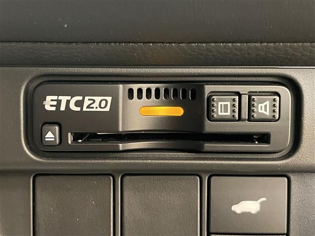 ＺＲ－Ｖ Ｚ　禁煙車　ホンダセンシング　純正ナビ　フルセグＴＶ　Ｂｌｕｅｔｏｏｔｈ　全方位カメラ　シートヒーター　レザーシート　ＢＳＭ　パワーバックドア　スマートキー　置くだけ充電　ＬＥＤヘッドライト（15枚目）