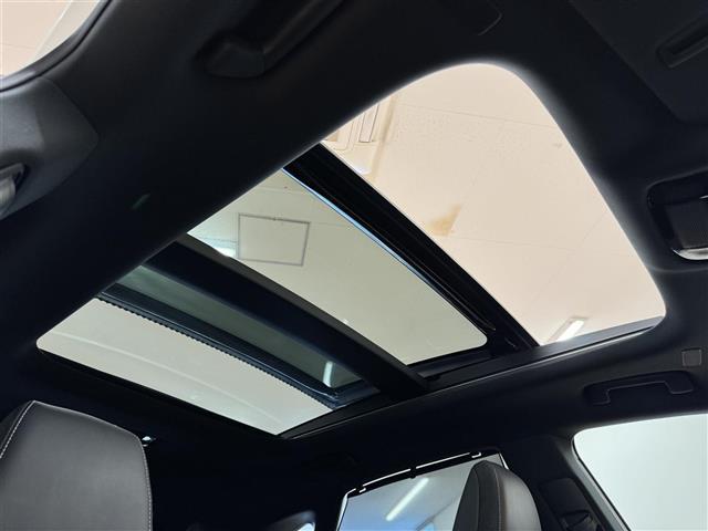 ＲＸ ＲＸ３５０ｈ　バージョンＬ　メーカー純正ナビ　パノラミックビューモニター　パワーバックドア　Ｂｌｕｅｔｏｏｔｈ　フルセグＴＶ　サンルーフ　ヘッドアップディスプレイ　ミラー一体型前後ドライブレコーダー　ＥＴＣ２．０　パドルシフト（9枚目）
