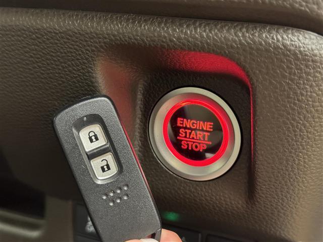 Ｎ－ＷＧＮ Ｌホンダセンシング　純正ナビ（ＦＭ／ＡＭ／ＢＴ　ＳＤ　ＣＤ　ｉ－Ｐｏｄ）衝突軽減ブレーキ　追従車クルコン　ナノイーフルオートエアコン　運転席温シート　ワンオーナー　前後ドライブレコーダー　電動パーキングブレーキ　ＥＴＣ（11枚目）