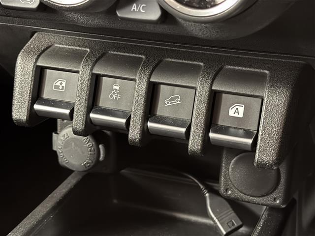 ジムニー ＸＣ　衝突軽減　社外ナビ　ＬＥＤオートライト　フォグランプ　シートヒーター　純正１６インチＡＷ　トランスファーレバー　ダウンヒルアシスト　センターデフロック　ステアリングスイッチ　革巻きステアリング　ＥＴＣ（35枚目）