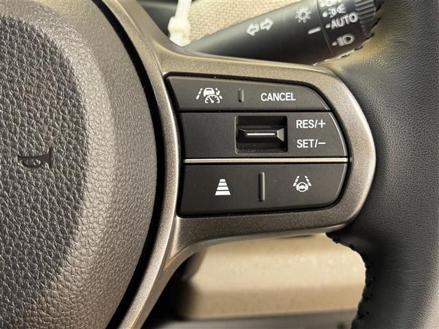 フリード エアー EX 純正ディスプレイオーディオ バックカメラ 両側電動スライドドア 衝突軽減ブレーキ クリアランスソナー Bluetooth HDMI LEDヘッドライト 前席シートヒーター ETC ブラインドスポット(7枚目)