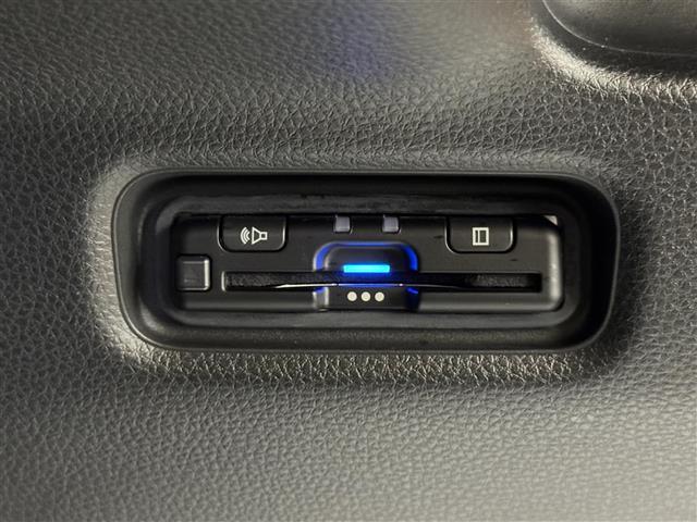 フリード エアー EX 純正ディスプレイオーディオ バックカメラ 両側電動スライドドア 衝突軽減ブレーキ クリアランスソナー Bluetooth HDMI LEDヘッドライト 前席シートヒーター ETC ブラインドスポット(9枚目)