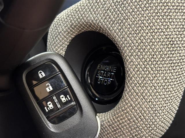 フリード エアー EX 純正ディスプレイオーディオ バックカメラ 両側電動スライドドア 衝突軽減ブレーキ クリアランスソナー Bluetooth HDMI LEDヘッドライト 前席シートヒーター ETC ブラインドスポット(10枚目)