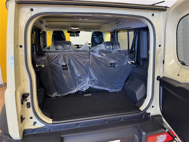 ジムニーノマド FC 衝突軽減ブレーキ クルーズコントロール リアコーナーセンサー LEDヘッドライト フォグランプ 前席シートヒーター ダウンヒルアシスト 純正フロアマット 純正ドアバイザー 4WD プッシュスタート(15枚目)