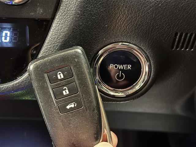 RX RX450h バージョンL メーカー純正ナビ パノラミックビューモニター 衝突軽減ブレーキ ヘッドアップディスプレイ サンルーフ ヘッドアップディスプレイ 純正ドライブレコーダー パワーバックドア ハンドルヒーター ETC(17枚目)