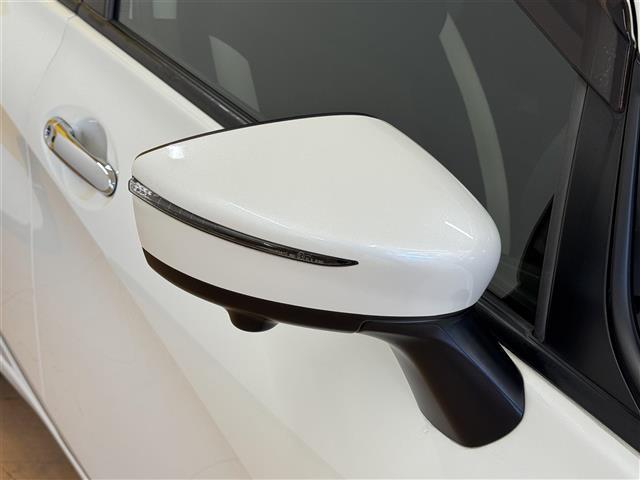 ノート ｅ－パワー　Ｘ　純正７インチワイドナビ　アラウンドビューモニター　クルーズコントロール　Ｂｌｕｅｔｏｏｔｈ　フルセグＴＶ　ミュージックサーバー　ＬＥＤヘッドライト　ＬＥＤフォグランプ　ＥＴＣ　純正１５インチアルミ（22枚目）