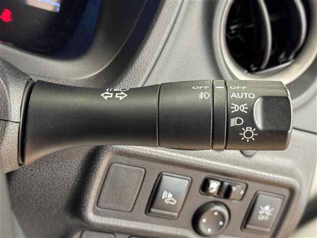 ノート ｅ－パワー　Ｘ　純正７インチワイドナビ　アラウンドビューモニター　クルーズコントロール　Ｂｌｕｅｔｏｏｔｈ　フルセグＴＶ　ミュージックサーバー　ＬＥＤヘッドライト　ＬＥＤフォグランプ　ＥＴＣ　純正１５インチアルミ（40枚目）