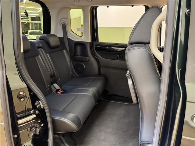 店頭在庫以外にも全国約4万台※の在庫から、ぴったりな1台をご提案します!※2023年10月現在の在庫台数です。売約済の可能性があります。