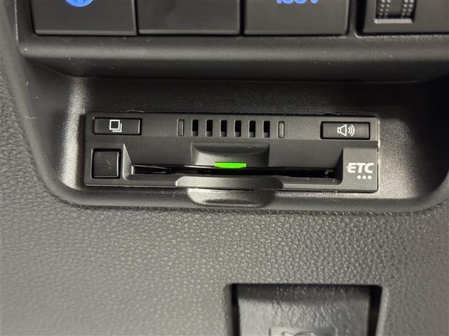 アクア Z メーカー純正ナビ パノラミックビューモニター プリクラッシュセーフティー Bluetooth フルセグTV USB 前席シートヒーター パワーシート ハンドルヒーター ヘッドアップディスプレイ ETC(13枚目)