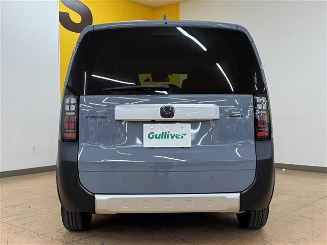 フリード e:HEVクロスター ホンダセンシング ブラインドスポットインフォメーション 純正9インチナビ フルセグTV マルチビューカメラシステム ビルトインETC ドライブレコーダー 両側パワースライドドア 黒革 シートヒーター(29枚目)