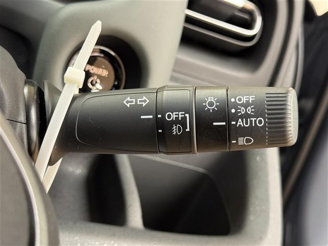 フリード e:HEVクロスター ホンダセンシング ブラインドスポットインフォメーション 純正9インチナビ フルセグTV マルチビューカメラシステム ビルトインETC ドライブレコーダー 両側パワースライドドア 黒革 シートヒーター(39枚目)