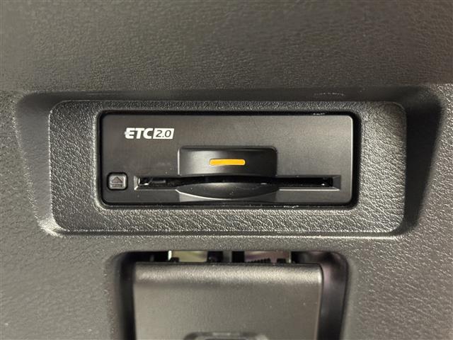 ノート X 純正9型ナビ フルセグ BT プロパイロット 衝突軽減 BSM アラウンドビューモニター デジタルインナーミラー オートLED オートブレーキホールド スマートキー 置くだけ充電 ビルドインETC(12枚目)