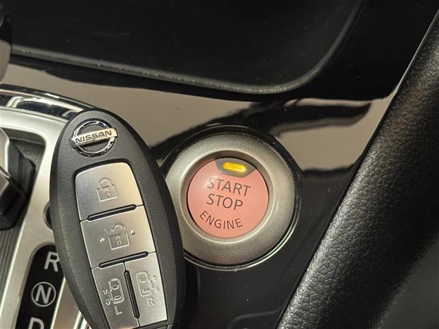 セレナ ハイウェイスターG S-ハイブリッド エアロモード 純正ナビ バックカメラ 両側パワースライドドア アルパイン10.2型フリップダウンモニター クルーズコントロール オートライト フォグランプ 純正フロアマット 純正16AW スマートキー2本 ETC(10枚目)